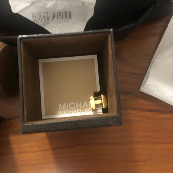 MK Swarovski crystal watch. - Picture 3 of 4